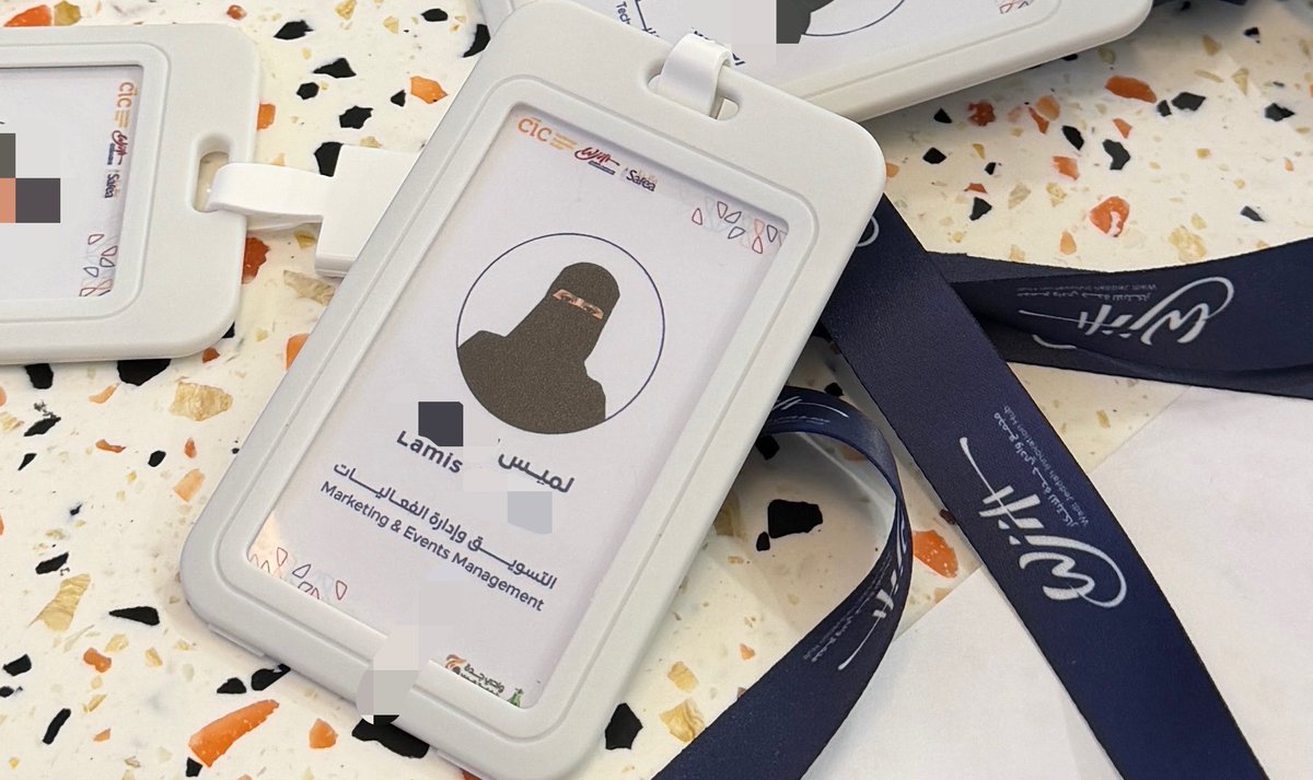 ildi2i's tweet photo. البادج الجديد صار جاهز يعني؟
فيه إبـــداع جـــاي بالطريـــــــ🚀ـــق https://t.co/CJDUx2rMm5