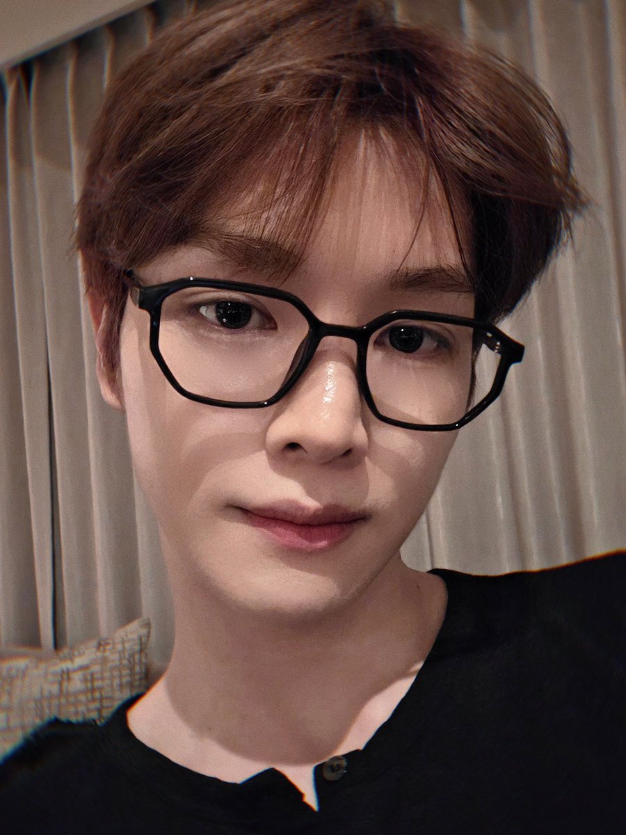 sungchaniou's tweet photo. https://t.co/EEiP6vpFHB