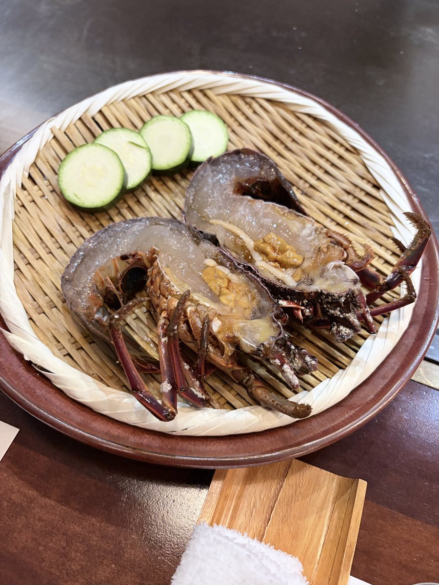 tomi_d2b's tweet photo. ちなみにディナーは鉄板焼きでした！
まじで感動で疲れすぎた🤣 https://t.co/30fgSbx4iE