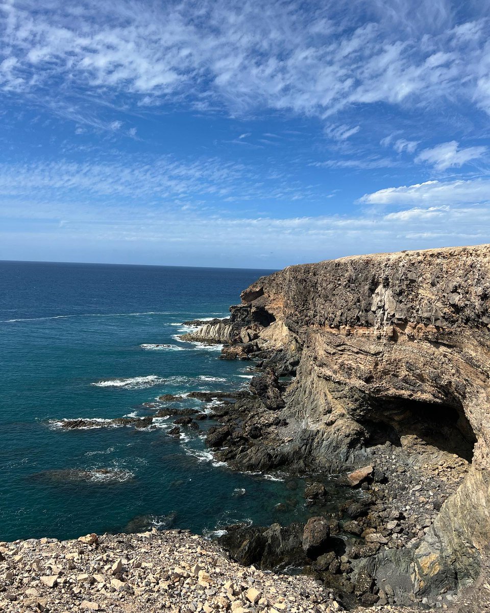 vigaroma1's tweet photo. #fuerteventura #mountains #summer #berge #vacation #nature #landscape #island #canarias #canaryislands #kanaren #laspeñitas #spain #españa #instagood #travel #instatravel #instagram #hike #wandern #naturephotography #naturelovers https://t.co/kNjYUPQMaO