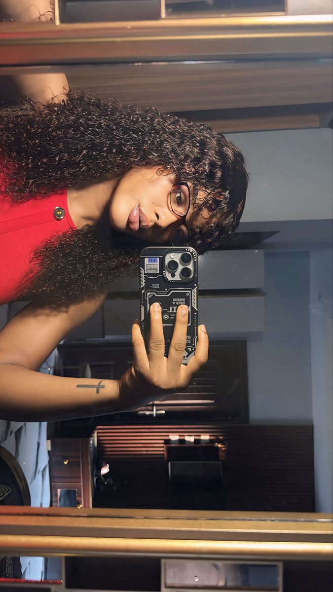 Adorablebaddi3's tweet photo. Body card           or.                Face card? https://t.co/jpQP7rtzyH