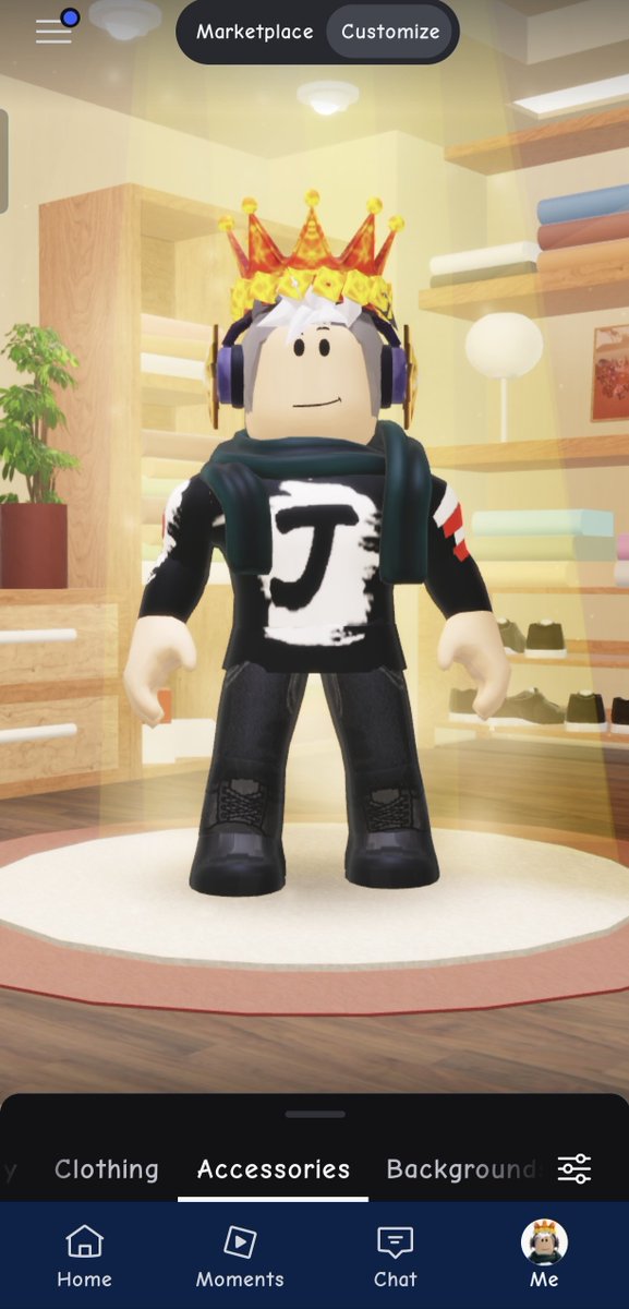 iJanzzo's tweet photo. @realrusro I got nothing on my main account and somehow I got the Bombastic Crown on my Old Account🥲 https://t.co/H8ib8SZlK1