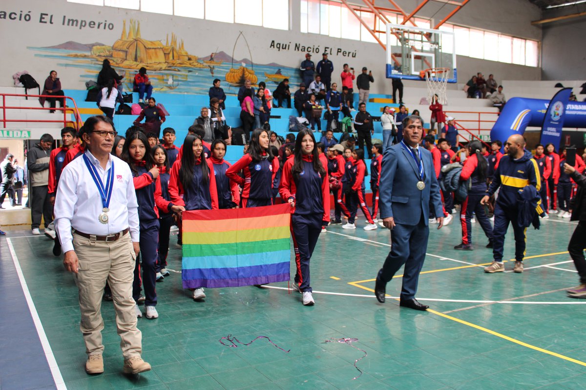 UgelPuno's tweet photo. #UGELPuno | CON GRAN EMOCIÓN Y ALGARABÍA SE DIO INICIO A LOS JUEGOS ESCOLARES DEPORTIVOS Y PARADEPORTIVOS 2026 EN SU ETAPA MACRORREGIONAL https://t.co/Dsa45dj1PW