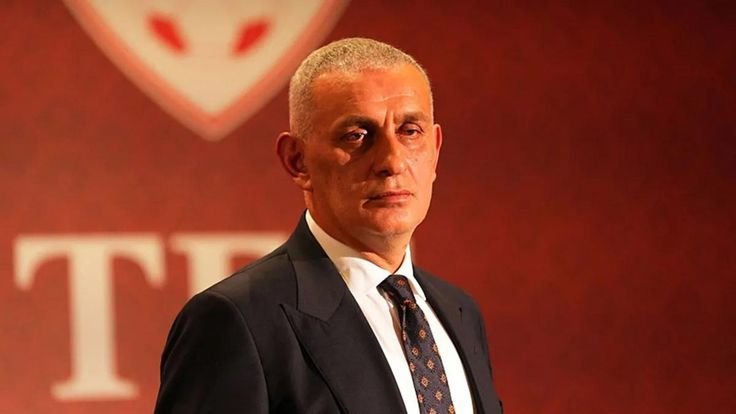ASYSokakcom's tweet photo. Türk futbolu artık bu yüz karasından kurtuluyor! https://t.co/WnxD6nUUM1
