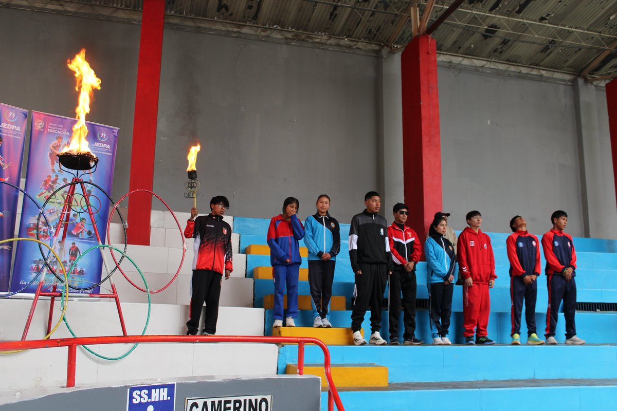 UgelPuno's tweet photo. #UGELPuno | CON GRAN EMOCIÓN Y ALGARABÍA SE DIO INICIO A LOS JUEGOS ESCOLARES DEPORTIVOS Y PARADEPORTIVOS 2026 EN SU ETAPA MACROREGIONAL https://t.co/qaVV1GVd7p