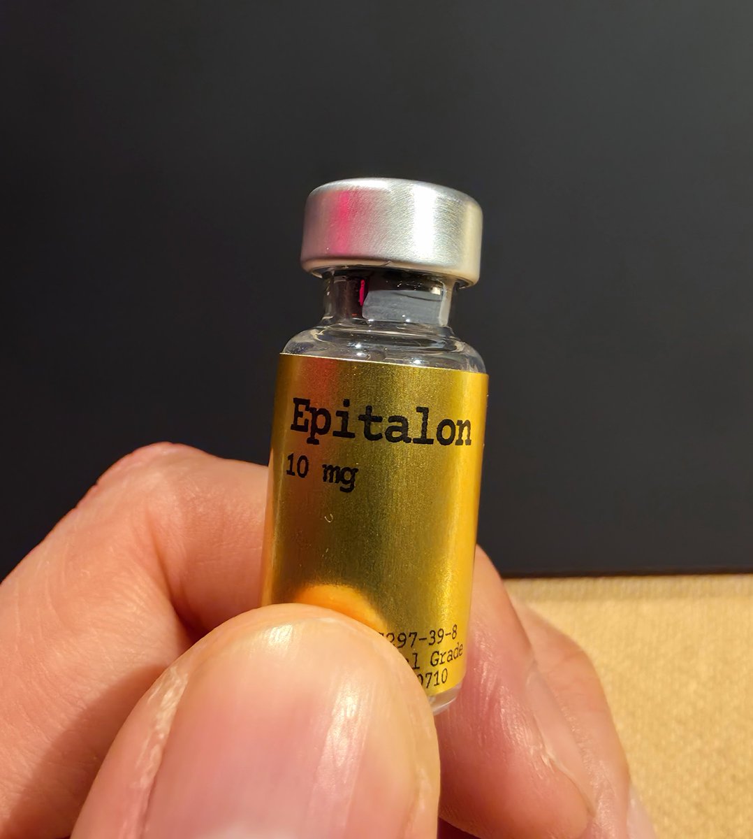 Van_Diemen_'s tweet photo. Anyone used Epitalon for circadian resetting or increasing deep sleep? 
Did it work? ⚕️
Struggled with intermittent insomnia the past 15 years, keen to try anything once! 🫩
@AeteraLabs https://t.co/EaRokNzU4J
