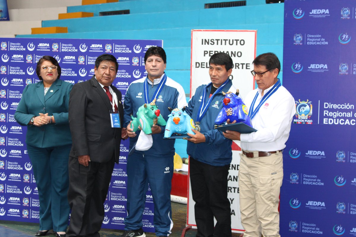 UgelPuno's tweet photo. #UGELPuno | CON GRAN EMOCIÓN Y ALGARABÍA SE DIO INICIO A LOS JUEGOS ESCOLARES DEPORTIVOS Y PARADEPORTIVOS 2026 EN SU ETAPA MACROREGIONAL https://t.co/ixvG0l1Q9n