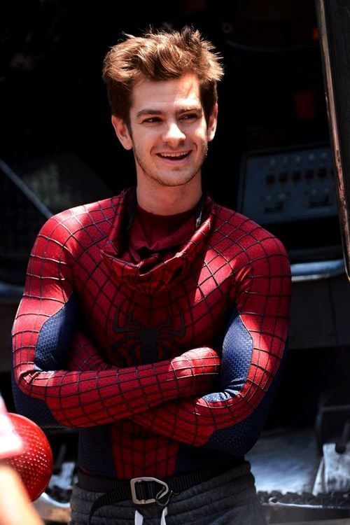 CaringtonPapers's tweet photo. Andrew Garfield wants a female Miles Morales story in the MCU:

“I’d love to see Miles in live-action, but I think it would be even more interesting if they reinvented the character as a girl. A ‘Mila Morales’ story would be incredible.”

(Source: https://t.co/FniiicO27j) https://t.co/OOgs7bqJCP