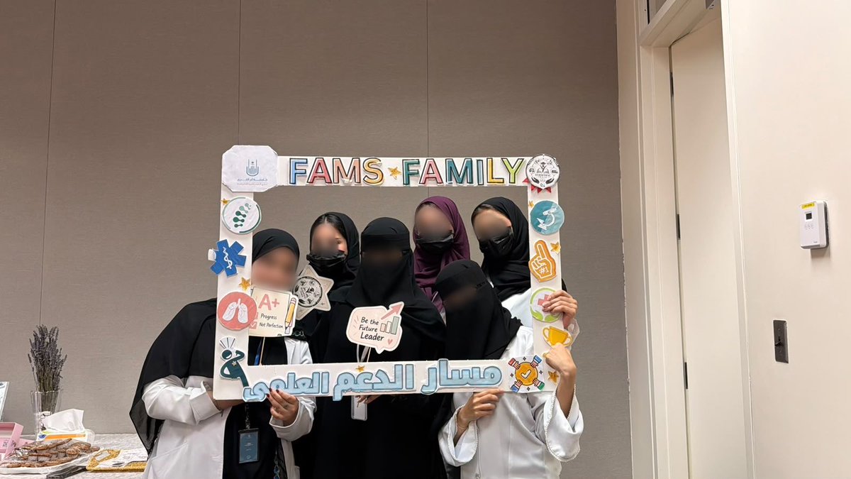 Lonl06's tweet photo. ⭐️ the best workshop with the best team ⭐️ الأفضل

#المسار_العلمي 
#AMSC_FAMS https://t.co/LEOF0n4Zph