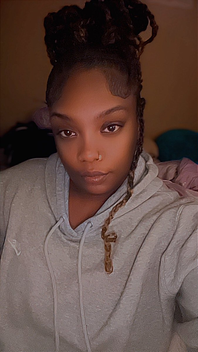 Call_Me_Loyal_'s tweet photo. Sweatsuits season 😌 https://t.co/xbl39dHiH7