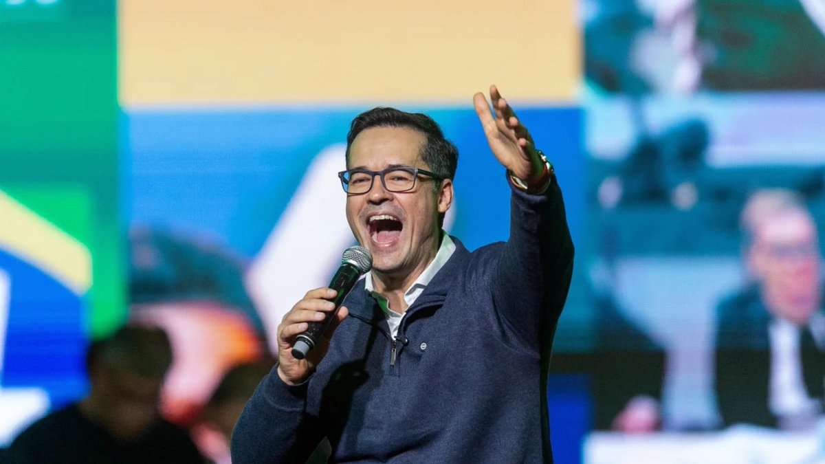 gazetadopovo's tweet photo. Justiça Eleitoral libera aliados para pedir voto a Deltan Dallagnol

https://t.co/1rXVKZHvfX https://t.co/2DDmphaXOb
