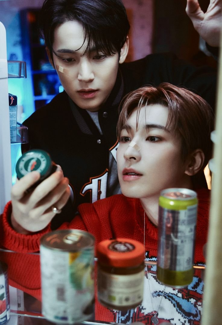 hourly_minwon's tweet photo. #원우 #민규 
#WONWOO #MINGYU #민원 https://t.co/UaQD9D95mg