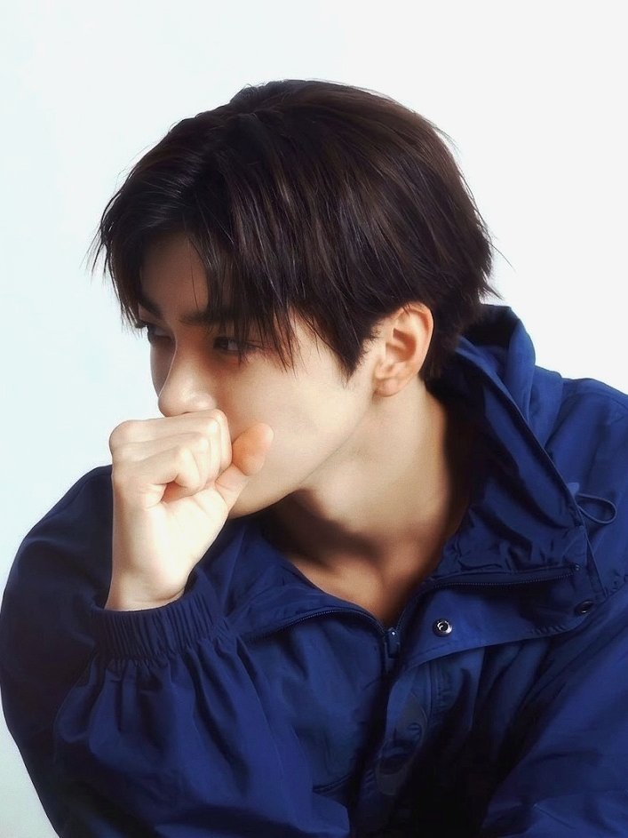 keon_hooz's tweet photo. #keonho 💙 https://t.co/kSUZewF2C5