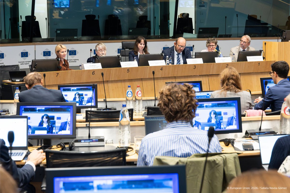 EUScienceInnov's tweet photo. Today at the @EU_CoR, the Knowledge Exchange Platform seminar "From Innovation Act to Regional Imp(Act)" looked at what the new European Innovation Act means on the ground. Launch markets, procurement, connected ecosystems. 

👉https://t.co/pQgqASfjAP https://t.co/DxVcWGlJJs