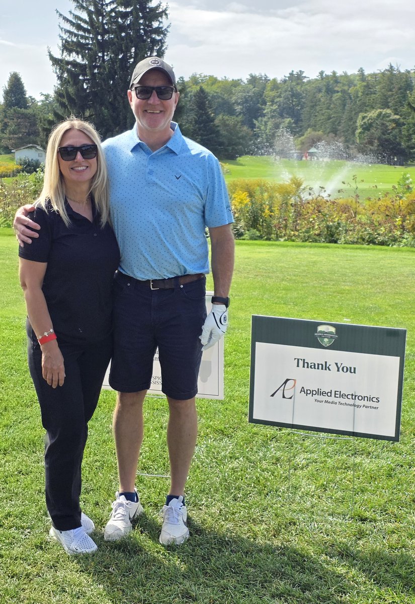 Applied_tweets's tweet photo. Thank you to Hospice Mississauga for hosting another successful Hospice Mississauga Golf Classic and making a meaningful difference. 
#AppliedElectronics #AEL #HospiceMississauga #GolfClassic #Community #CommunitySupport #Sony #3DotTechnologies #Mississauga https://t.co/2ri8mzxvPL