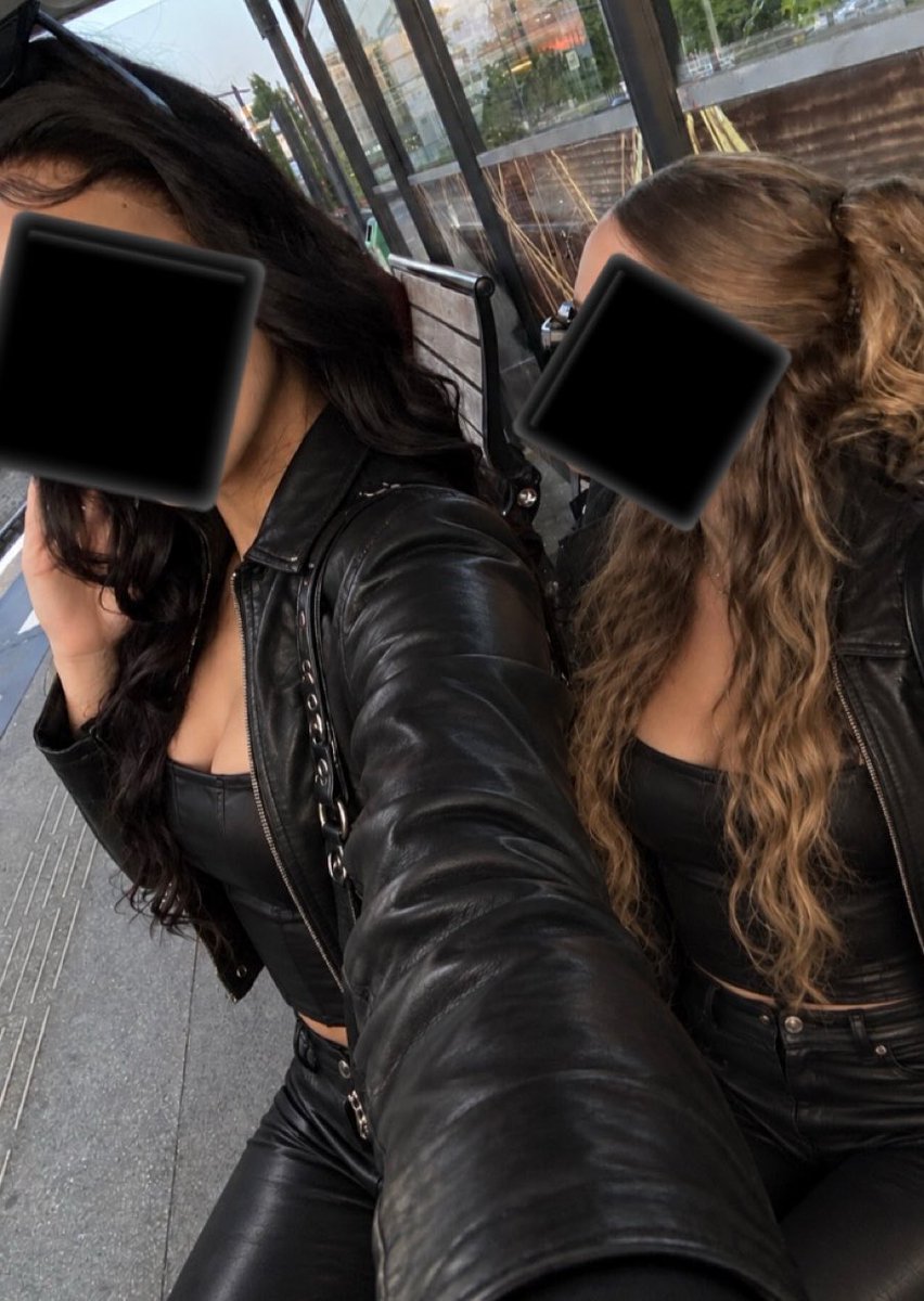 goddessqueensNL's tweet photo. Dit weekend heeft dit dominante duo tijd voor RL sessies met losers die het verdienen. Jullie zielige varkens moeten hard aangepakt worden. Meld je netjes in de DM met je tribute.😈👑@FindomQueensNL 

Findomnl Paypigs Findomgoddess Finsub Cashmeet Findommeet Geldslaaf Submissive https://t.co/x97b6DSf1C