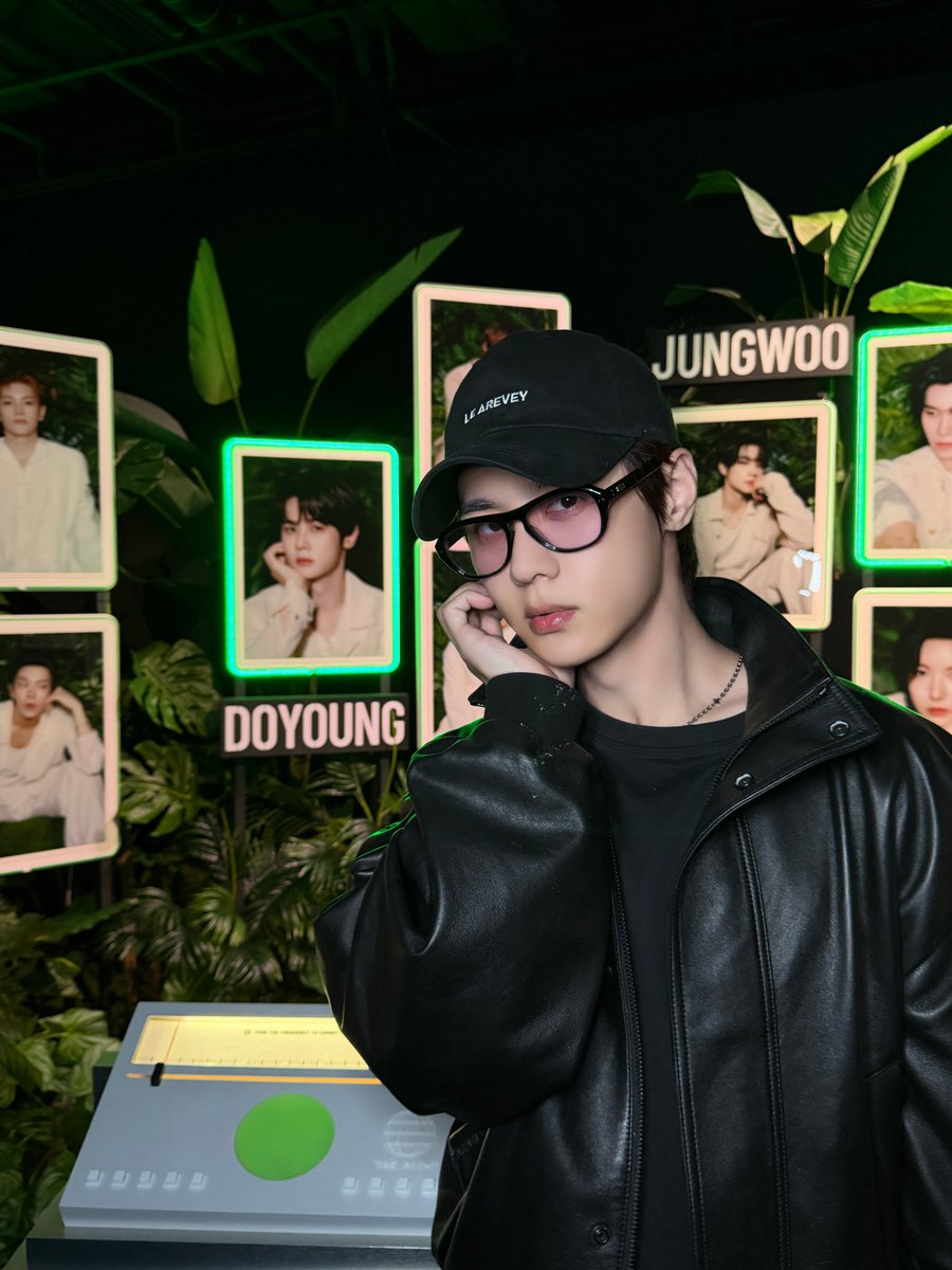 WayV_official's tweet photo. WayV at NEO DIMENSION 💚

#WayV #威神V
#NCT #NEODIMENSION
#NCT_10TH_ANNIVERSARY https://t.co/GKYSI9geOi