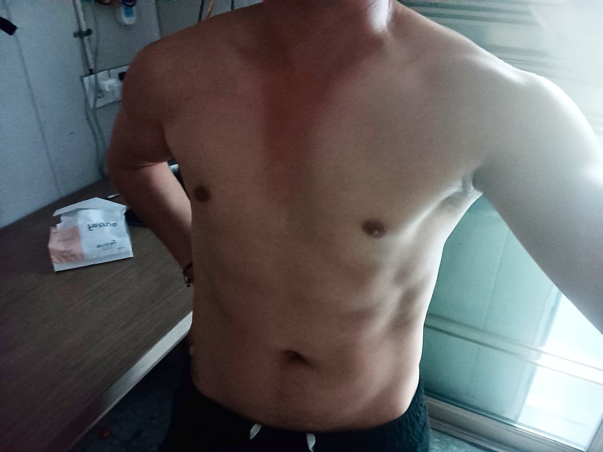 KK99boss1's tweet photo. 把嘴张开给我���住，谁还没一根硬梆梆的大鸡巴呢！ https://t.co/cQRcp3Cdx4