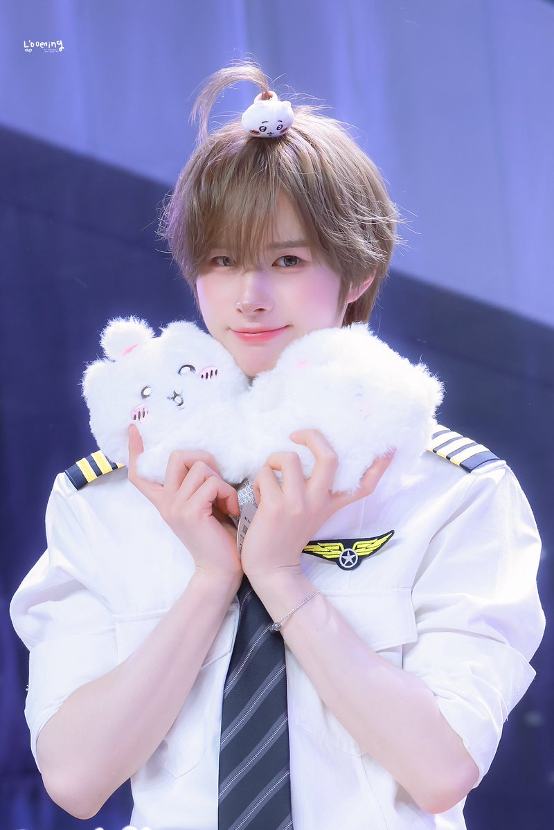 lovewinsall_1km's tweet photo. 우리 치이 경민이 생일 넘 축하해 🎂

#경민아_스무번째생일을_축하햄
#HamSTAR_Kyungmin_Day
#경민 #KYUNGMIN #ギョンミン
#투어스 #TWS https://t.co/2UcSgYqiBo