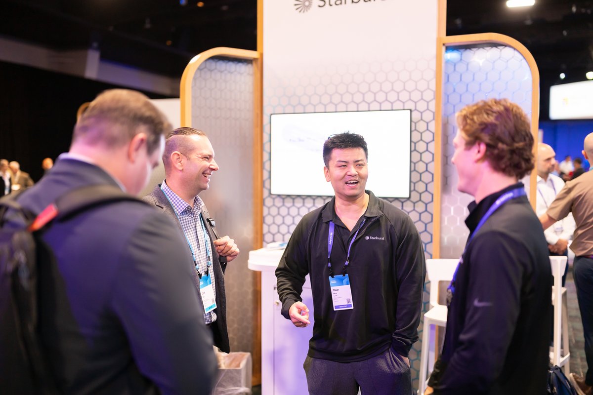 NetApp's tweet photo. The Garage at #NetAppINSIGHT is where innovation meets experience. Explore NetApp solutions, partner showcases, live theater sessions, hands-on demos & NetApp Novus missions.
Learn. Network. Play. https://t.co/2tLGuMyA8k https://t.co/v8QPtd7OTT