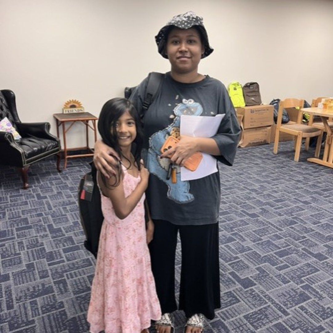 EACNet's tweet photo. Back-to-school season was made a little brighter thanks to backpacks from the Brooke Jackman Foundation!  

We're grateful for this partnership and for everyone who makes moments like this possible for the families we serve. 

#eacnetwork #brookejackmanfoundation #backtoschool https://t.co/dVdLyEpyD8