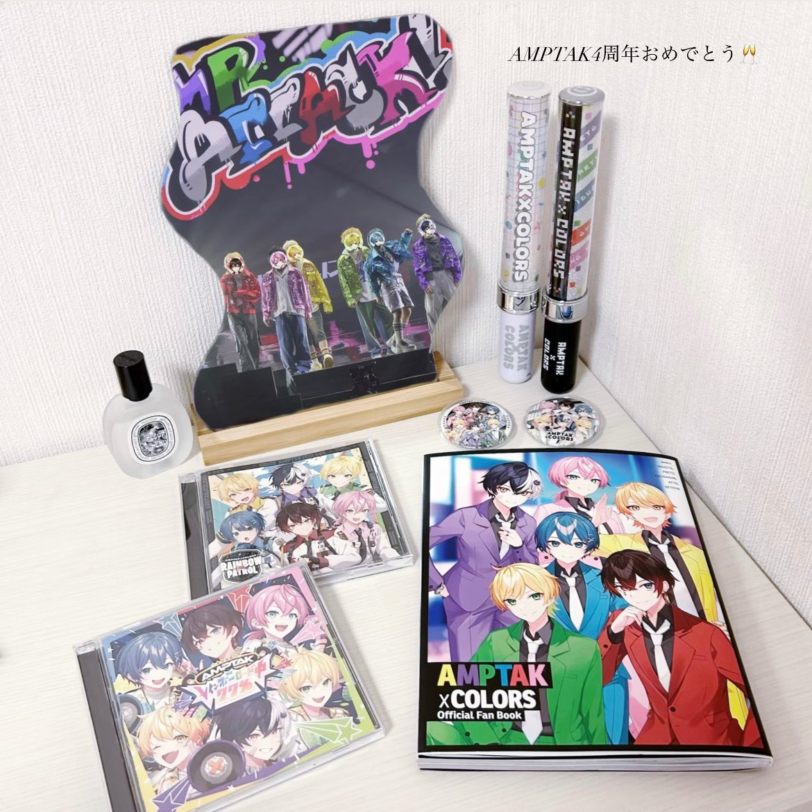 s2_lp3's tweet photo. これから先も6人で、どこでもかませますように🧡

 #AMPTAK4周年  #アンプ4周年 https://t.co/Zj8uqijk5L