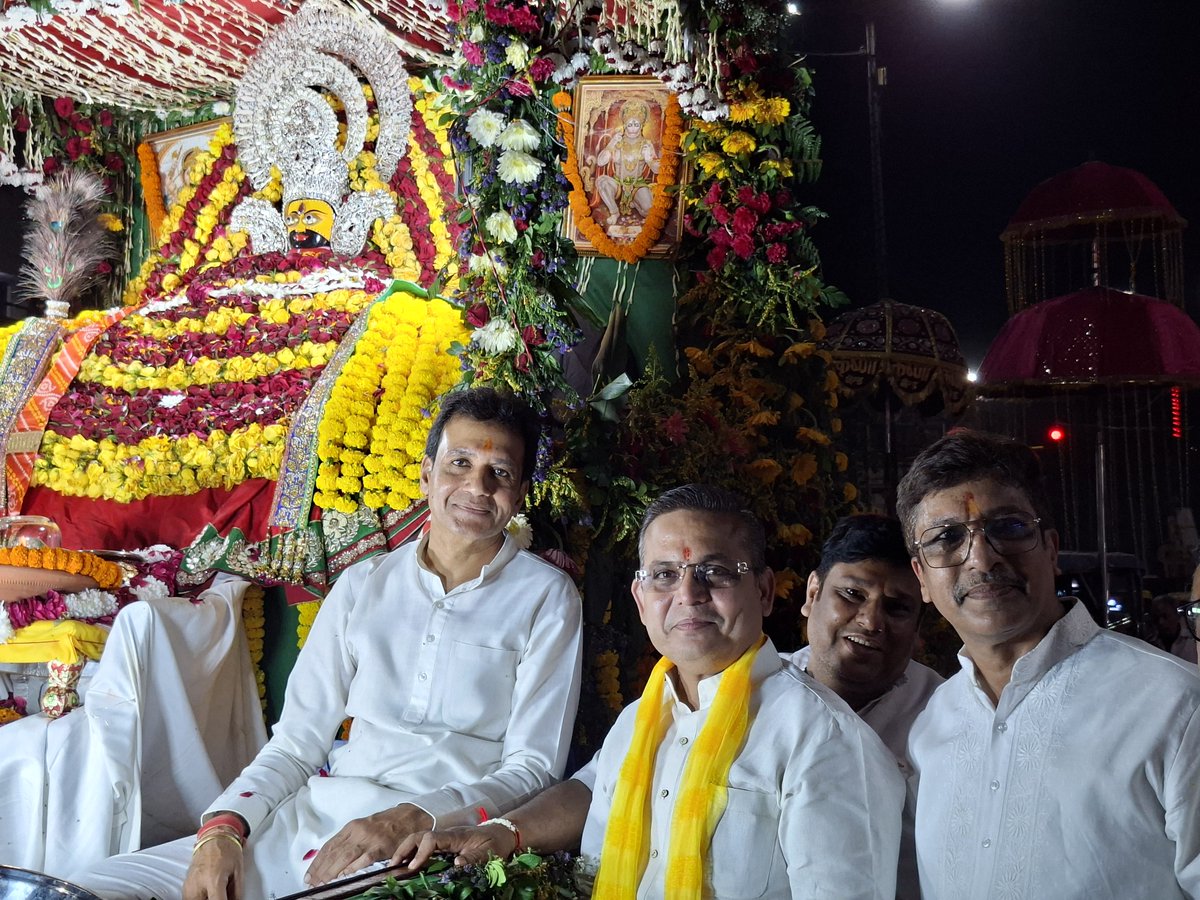 arvindgargbjp's tweet photo. श्री खाटू श्याम सेवा समिति कमला नगर द्वारा आयोजित भव्य श्री श्याम निशान रथ यात्रा में प्रभु का आशीर्वाद प्राप्त किया।
#BJP4IND #BJP4Delhi #ArvindGarg https://t.co/gSGLmrSDHt