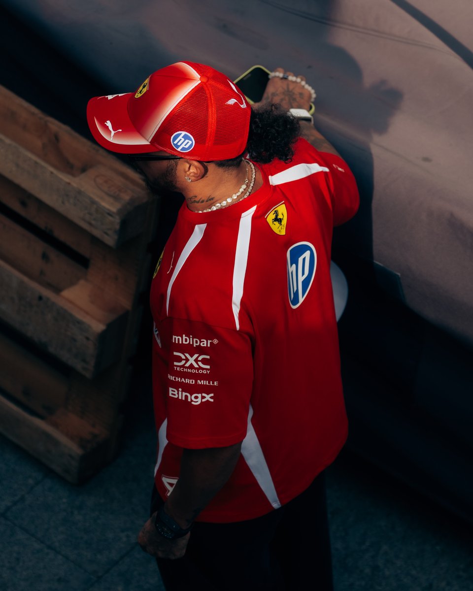 BingXOfficial's tweet photo. A new weekend of performance, precision and innovation with @ScuderiaFerrari is just around the corner.

The #BahrainGP is about to be every trader's favorite way to touch grass.

Will you watch the race? https://t.co/GNQhOVghNC