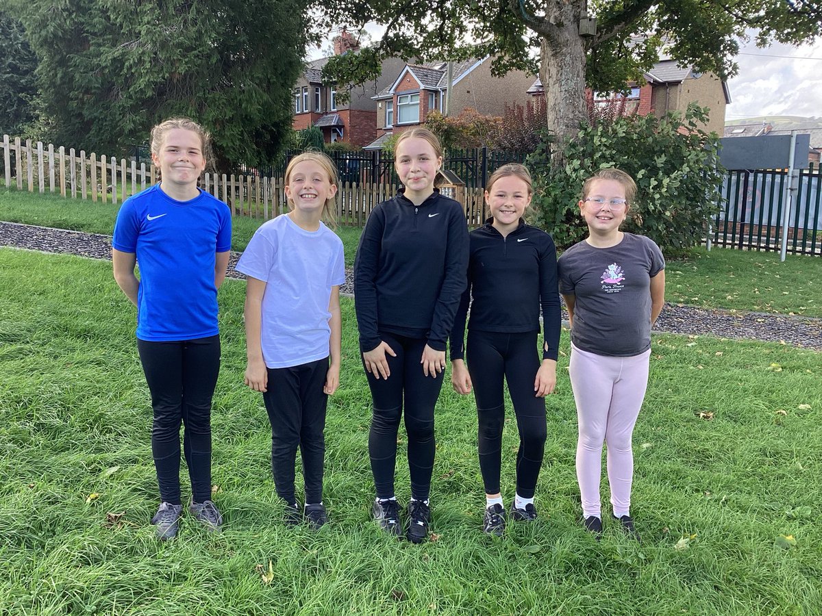 Melislpw's tweet photo. Year 6 Cross Country Running Teams. Good luck! https://t.co/4ceA86fvQs