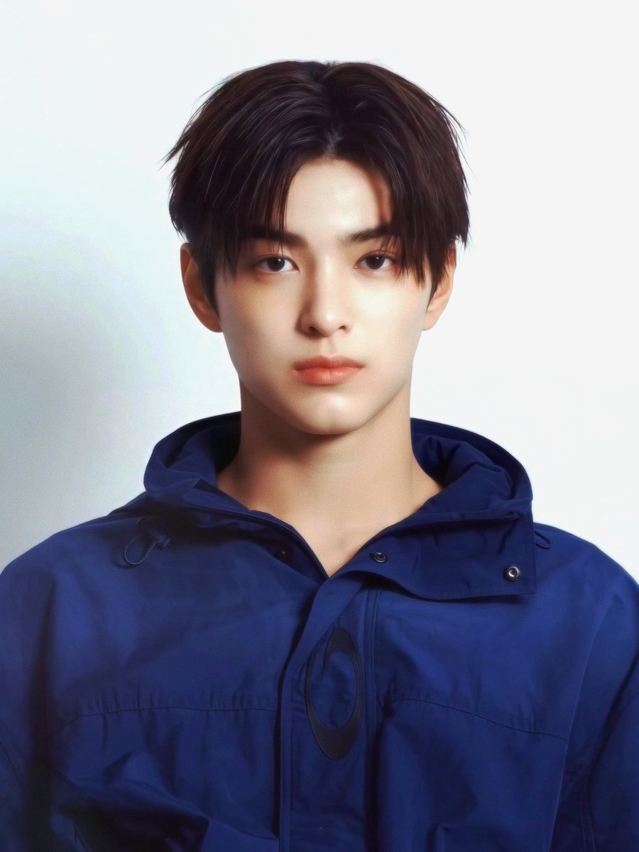 keon_hooz's tweet photo. #keonho 💙 https://t.co/kSUZewF2C5