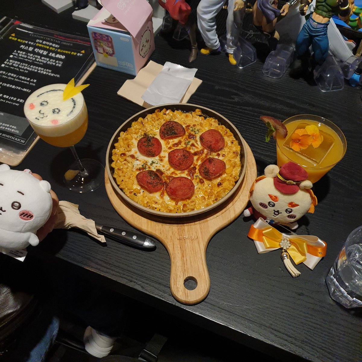saniwa_GEN's tweet photo. 一日中ちいかわ見たりランスロット探したりしたのに
急にこれ出てなんか不倫したのはこっちかな、思いましたね https://t.co/MzUsCABxzm