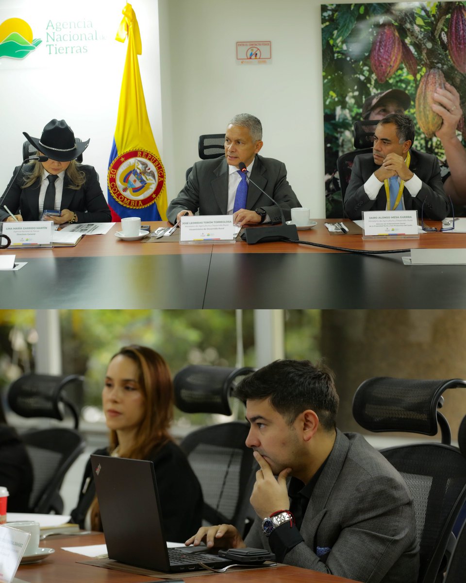 AgenciaTierras's tweet photo. #AEstaHora |  ¿Cuál es la realidad de la ANT?

Durante la sesión 134 del #ConsejoDirectivo de la Agencia Nacional de Tierras (ANT) a la que asisten delegados de los ministerios de Agricultura, Interior, Justicia y Ambiente, así como representantes de asociaciones campesinas, la directora, Lina María Garrido, expone la situación económica y los principales desafíos de la entidad a diciembre de 2026.

En esta instancia se analizan asuntos estratégicos para el fortalecimiento institucional y el cumplimiento de las metas de la Agencia.