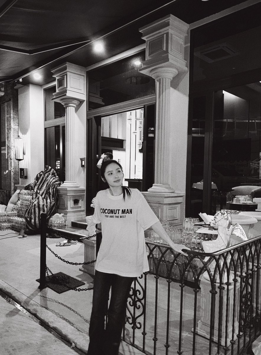 Lookkaeww_k's tweet photo. บางที่ยังน้ำท่วมสูงอยู่เลย ขอให้ทุกคนผ่านช่วงเวลานี้ไปได้โดยเร็วนะคะ มาร่วมด้วยช่วยกันนะ🤍

#lookkaewkamollak #น้ำท่วม https://t.co/9NRoli9E6U