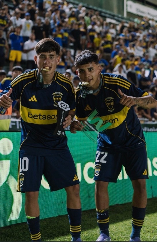 RAMIROMARRA's tweet photo. Barco, Blanco, Aranda, Flores, Balerdi, Mac Allister. Y el pibe Nico Paz que se muere de ganas de jugar en Boca.

Toca mostrar porque Boca es el mejor club del mundo, lejos, lejos. https://t.co/R1PSLNemzW