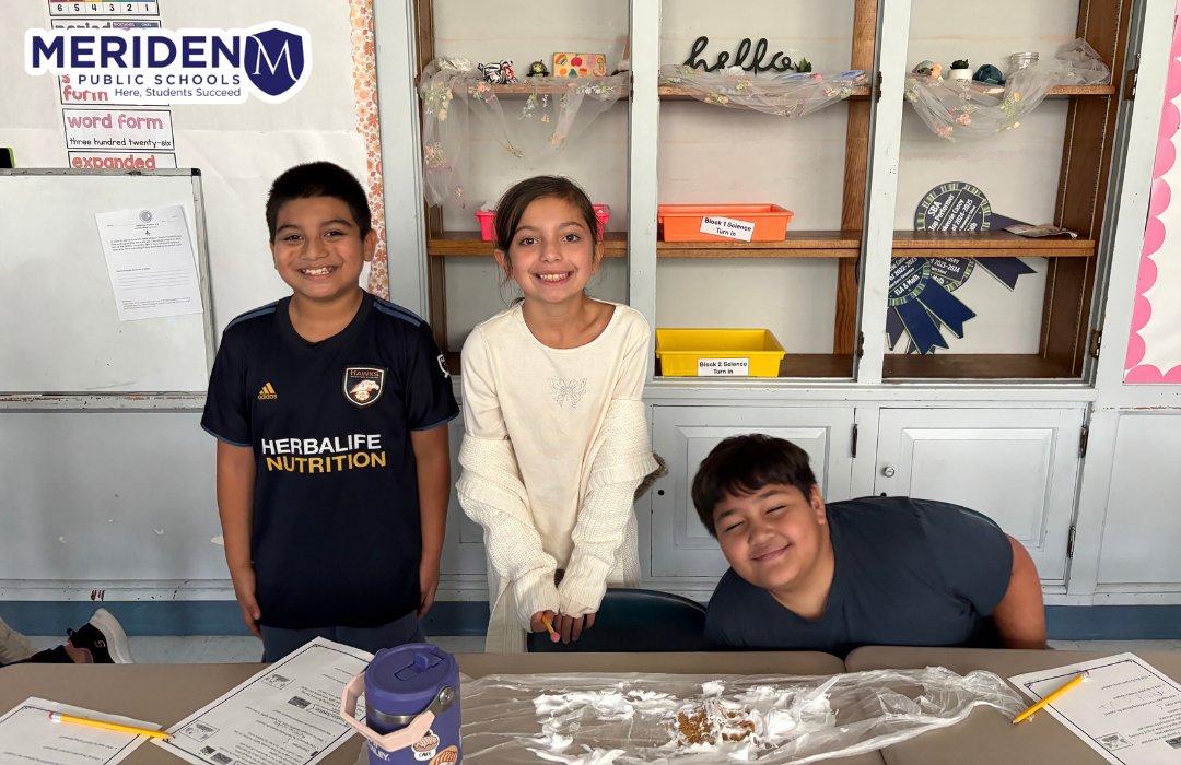 MeridenK12's tweet photo. 🌎🧪 Geologic forces came alive at John Barry School! Ms. Casey’s students explored tectonic plate boundaries by creating hands-on models with graham crackers and shaving cream. They had fun visualizing how plates move and shape our planet!

📷 Photo Credit: Makenzie Casey https://t.co/NuS83p6D4a