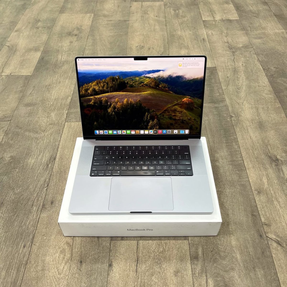 Teccosscomputer's tweet photo. 💻 𝗠𝗮𝗰𝗕𝗼𝗼𝗸 𝗣𝗿𝗼 𝟭𝟲” | 𝗠𝟭 𝗣𝗿𝗼 | 𝟭𝟲𝗚𝗕/𝟱𝟭𝟮𝗚𝗕 | 𝗞𝗘𝗦 𝟭4𝟬,𝟬𝟬𝟬/=
#MacBookPro #MacBookProM1Pro #Apple #MacBook #Laptops https://t.co/C514rEk4Cw