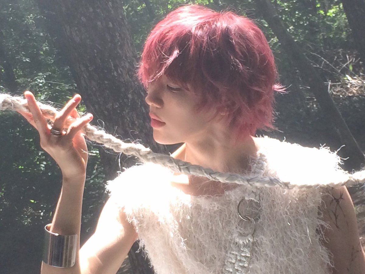 lotusboywoo's tweet photo. Fairy prince of the forest kinda vibe ( ˘͈ ᵕ ˘͈♡) https://t.co/0lWGZDfIHJ