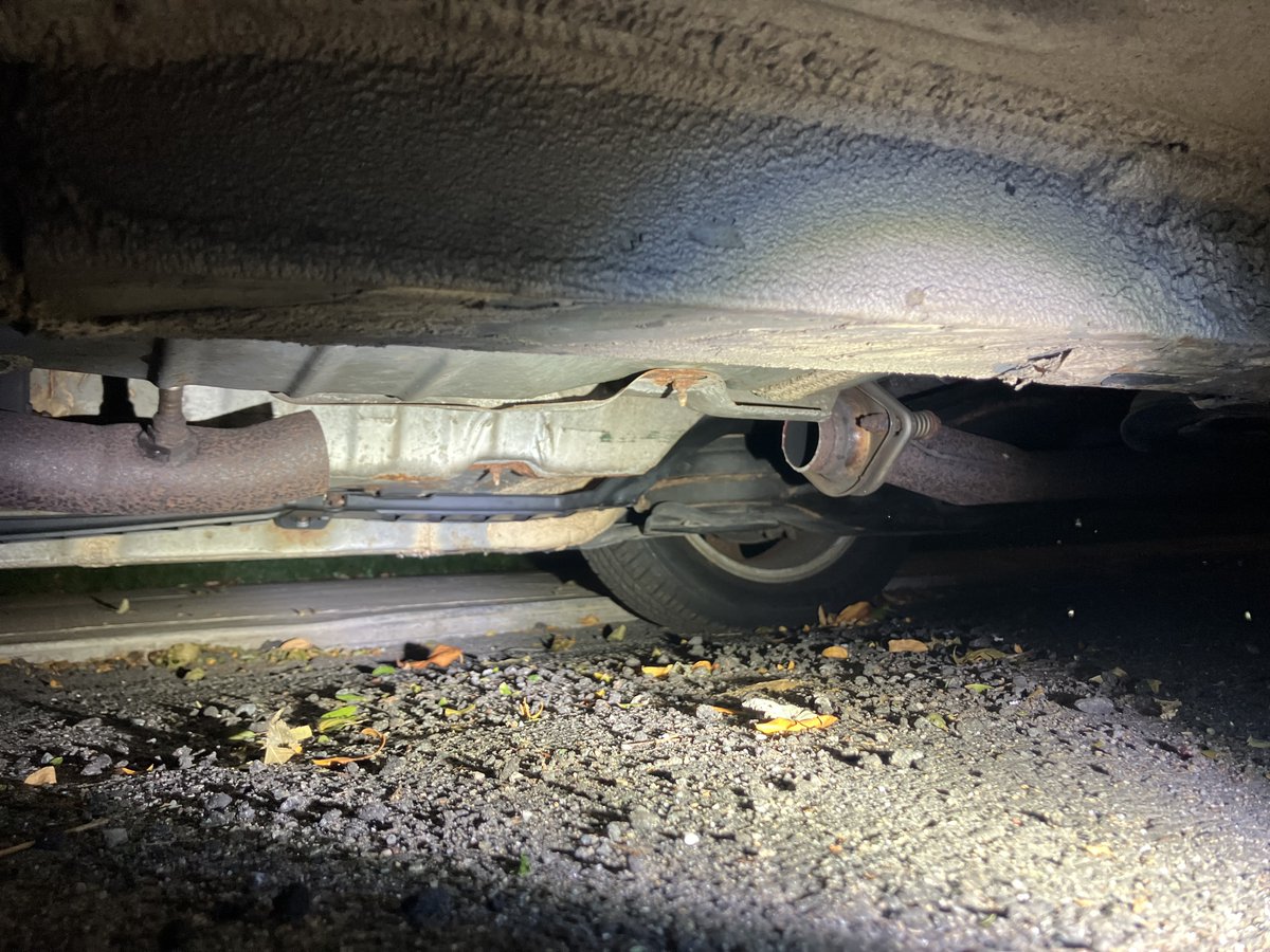 NYPD105Pct's tweet photo. Great work by our 105 Precinct Conditions Team! While on patrol, they interrupted a catalytic converter theft in progress, pursued the suspects, made an arrest and recovered tools and evidence. Excellent police work helping keep our community safe! 👏🚓 https://t.co/zMxAdy7crG