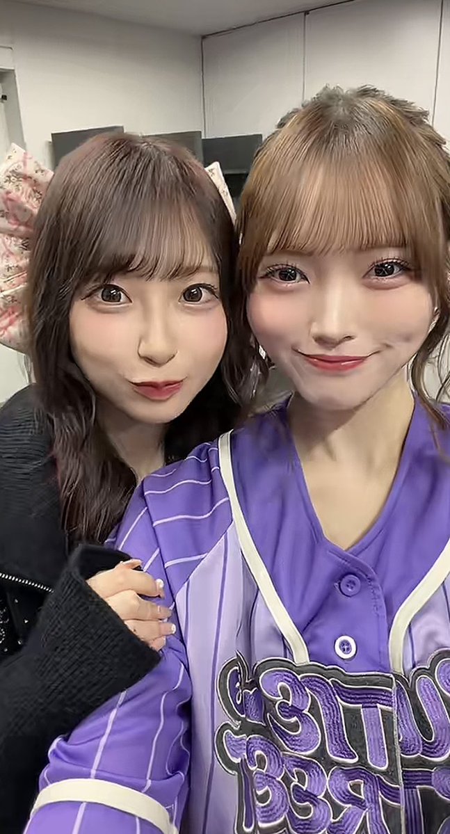 CSnagi_love628's tweet photo. 問題児2人。ただし最強💜🩷
#真鍋凪咲 
#桜庭遥花 https://t.co/kmaZkXixda