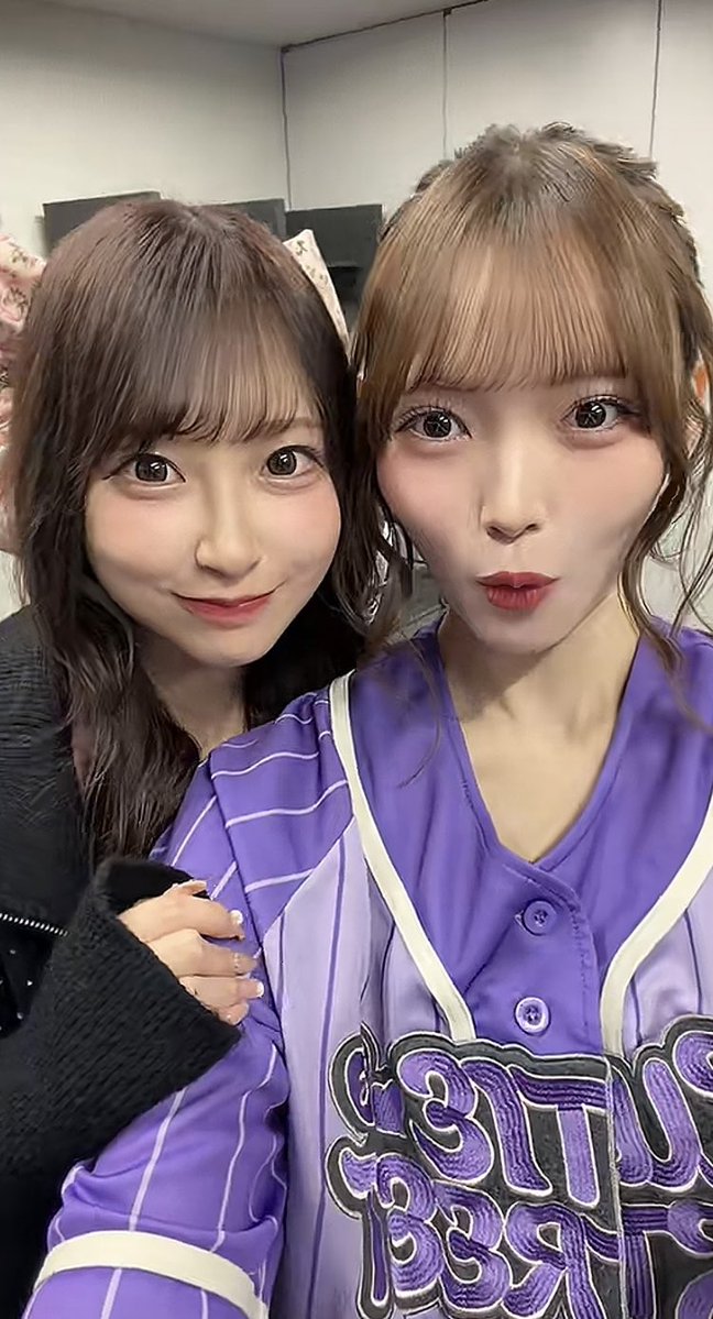 CSnagi_love628's tweet photo. 問題児2人。ただし最強💜🩷
#真鍋凪咲 
#桜庭遥花 https://t.co/kmaZkXixda