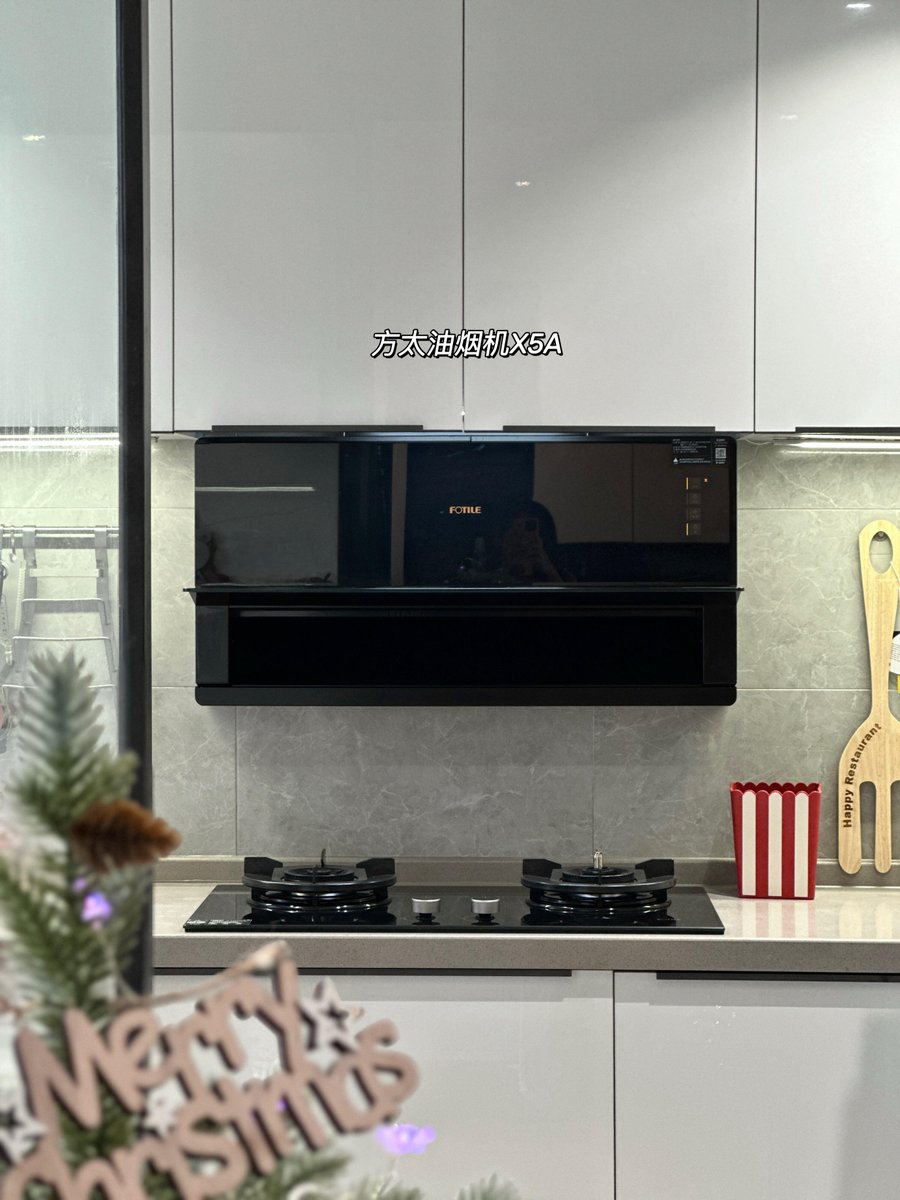 Kimberleyqnzcij's tweet photo. Hoy cocino por primera vez en mi nuevo apartamento, todo se siente cálido y nuevo, esta es mi nueva vida! https://t.co/3eSDKrf7EU