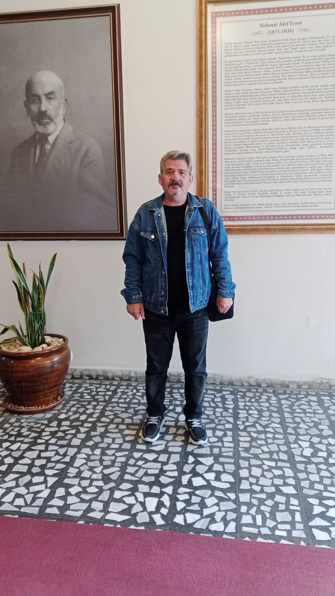 MCatikkas's tweet photo. MEHMET AKİF ERSOY...
#belgesel #mehmetakifersoy #halkalı #küçükçekmece #tarih #istiklalmarşı #küçükçekmecebelgeseli #mustafaçatıkkaş #mustafaçatıkkaşbelgeselleri https://t.co/IsyHiZRzr8