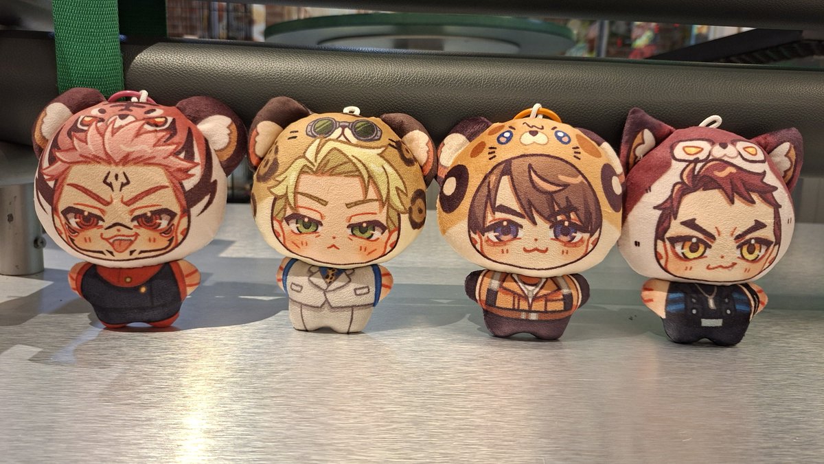 rauverie's tweet photo. Sukuna, Nanami, Caleb, Valko!!! 🐯🐺 #cf23 #jjk #lads https://t.co/BoLC25Xq9P