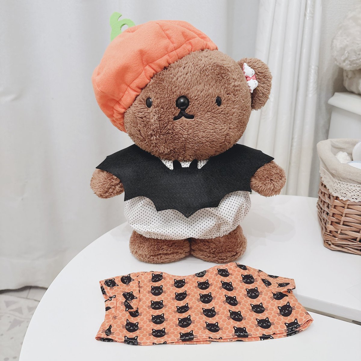 tofuaya's tweet photo. こぐま洋品店さん(@borisnaffy ）から素敵なお洋服が届きました🎃🦇🕸
ありがとうございます🥰
ボリ、とっても可愛い🥹❤️
おまけも可愛い🥹❤️
全てが可愛い🥹❤️ https://t.co/ldztUEhg9C