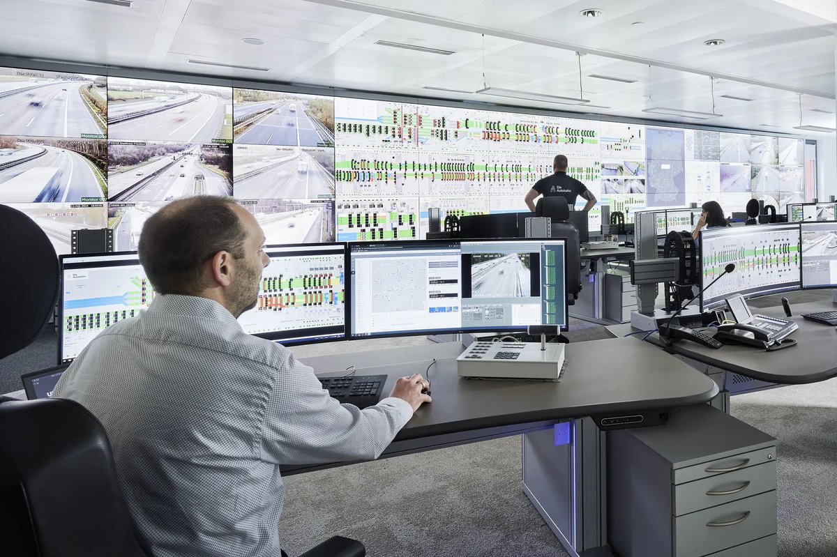 AVSGroupAG's tweet photo. We create clever #grid #soc #occ #mcc #controlroom workplaces with avs #intellicontrol & #intelliscreen #askus solutions #SmartCity #cybersecurity #futureworkspace #monitoring #Military #traffic #grid #collaboration #ILS #ergonomie #design #AVpro #cyber #Police Holm FFM 2016 https://t.co/XDLBvKSK5S