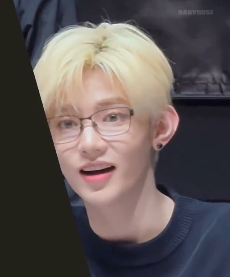 gyusnack's tweet photo. he was so happy to hear that bin loves him more😭.. they probably argue on who loves the other the most. Okay https://t.co/M3Bam2lCRj