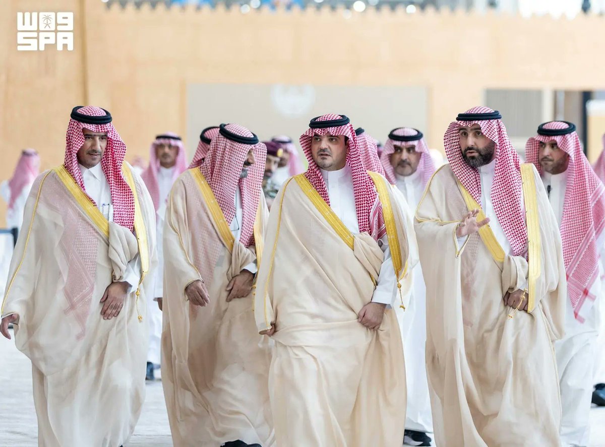 SPAregions's tweet photo. الأمير عبدالعزيز بن سعود يزور معرض الصقور والصيد السعودي الدولي 2026.
https://t.co/lAFJCr6bDd
#واس https://t.co/Ns11WISzNP