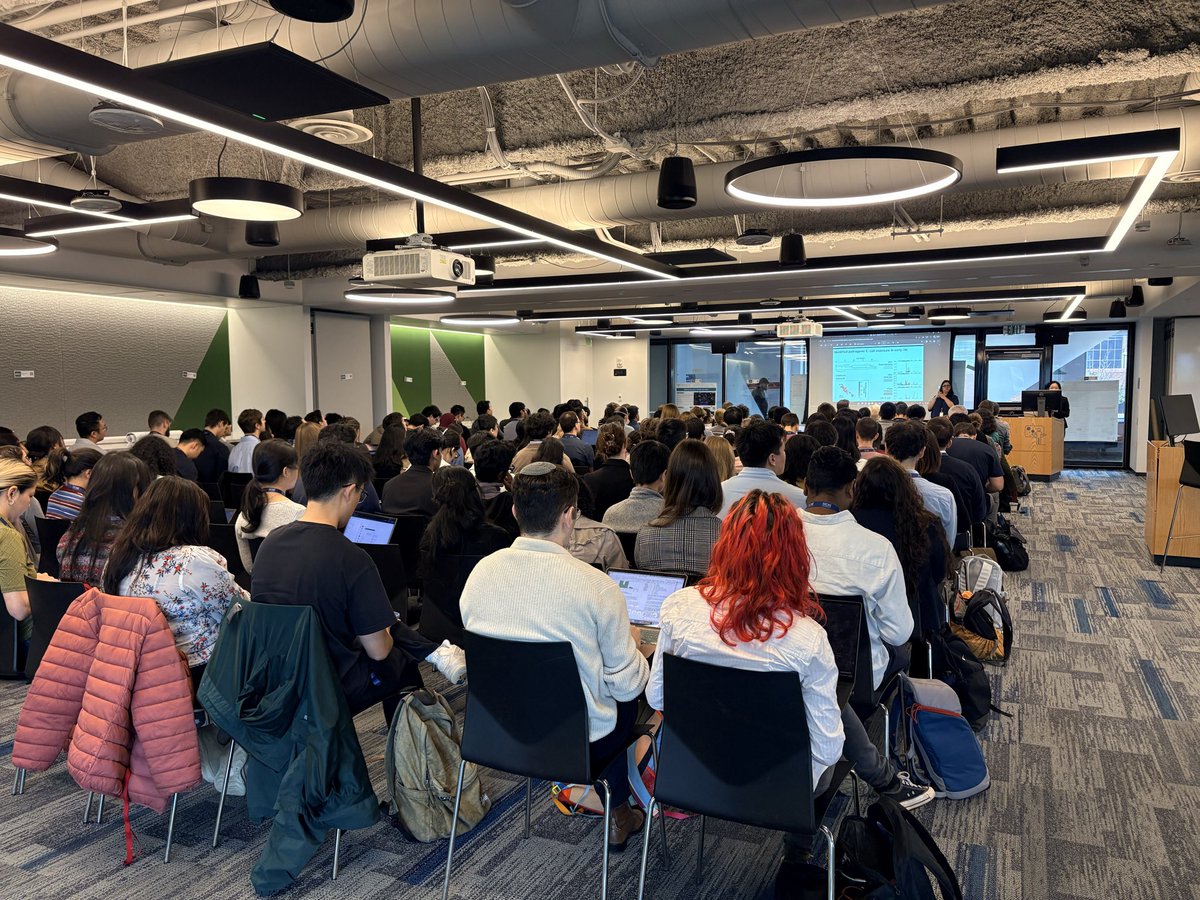AshleyMaeConard's tweet photo. NECB 2026 is bringing together close to 400 researchers 🎉 across New England at @MSFTResearch New England in Cambridge for two days of computational biology 🙌. Follow us #NECB2026 https://t.co/eVaqfOH2kW