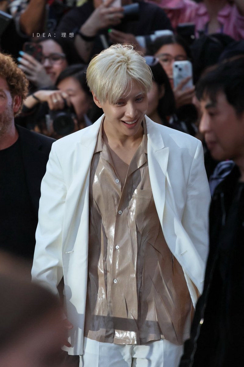 IDEAetTAEMIN's tweet photo. 260929 MaisonMargiela

Paris

2P

#TAEMIN #태민 #テミン 
#TAEMINxMaisonMargiela
#TAEMIN #MaisonMargiela
#TAEMINxMaisonMargielaSS27 https://t.co/Tn211mYlSF