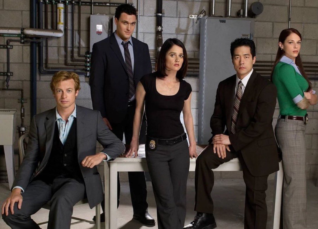 Motion_Boy_'s tweet photo. Just 3 episodes in and I can swear that I’m watching the best crime series ever made🔥🔥 https://t.co/8KdoBOIrUr